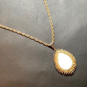 🎉HP🎉 Kendra Scott Ellis Necklace